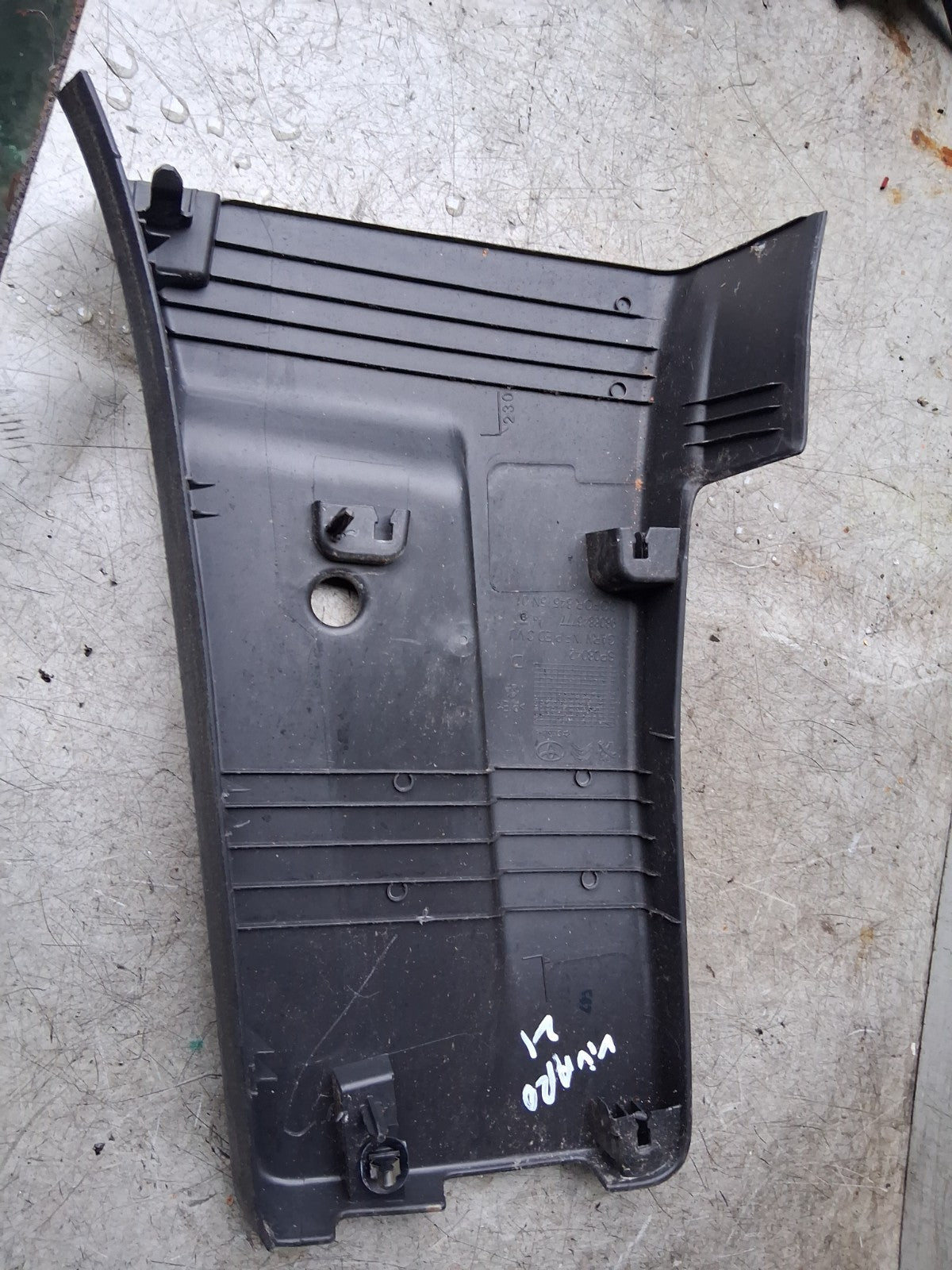 2021 VAUXHALL VIVARO MK3 OSF DRIVER SIDE FRONT RIGHT B PILLAR TRIM 9808846777