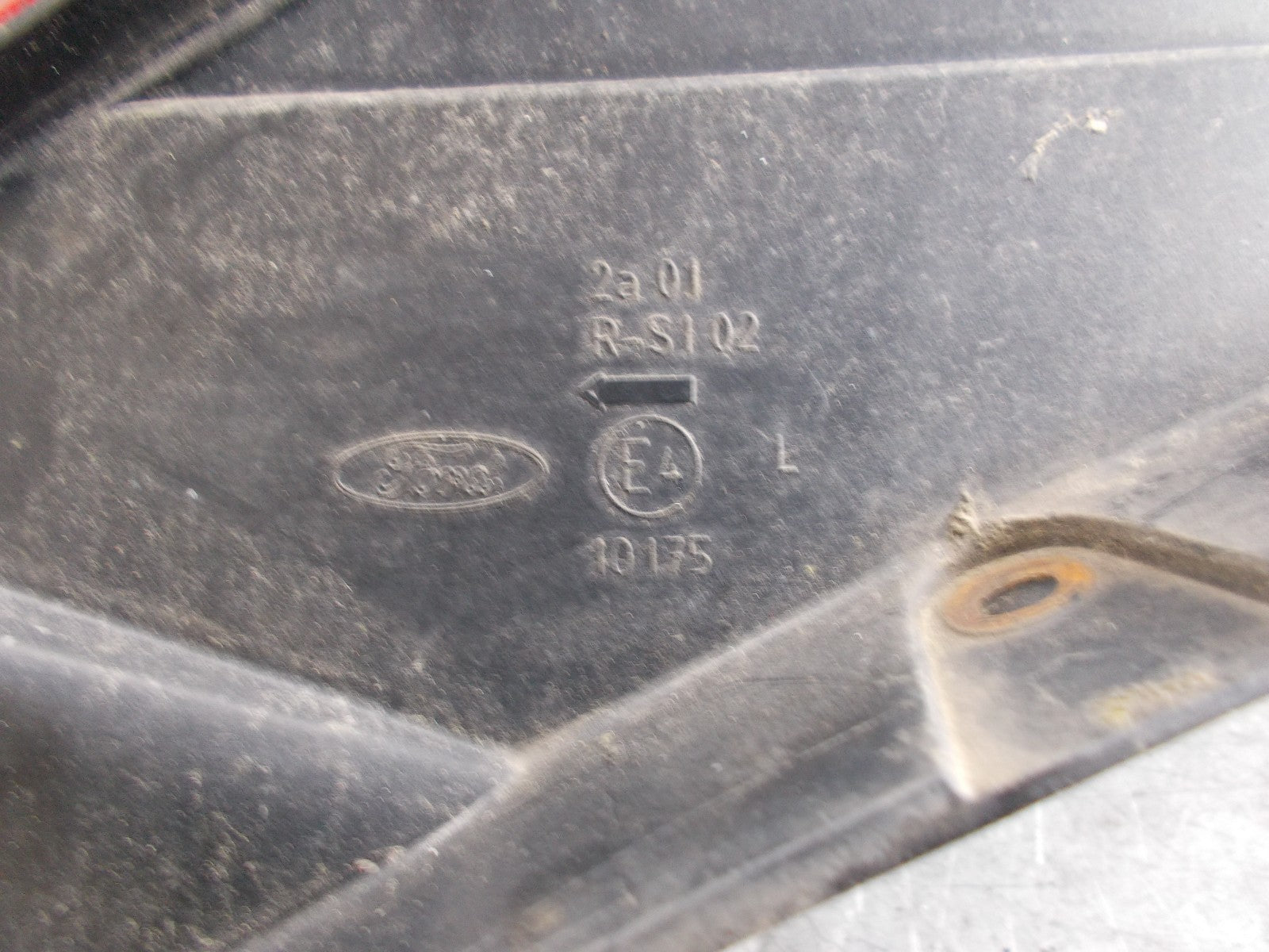 FORD FOCUS MK2 NS PASSENGER SIDE REAR LIGHT 4M5113405