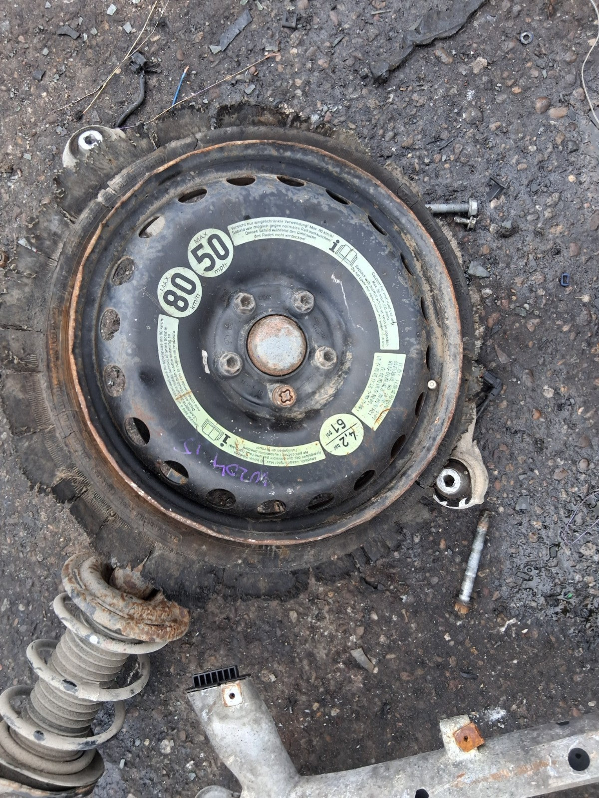 2015 MERCEDES BENZ C CLASS W204 2.1 DIESEL OSF FRONT DRIVER SIDE SHOCK HUB LEG