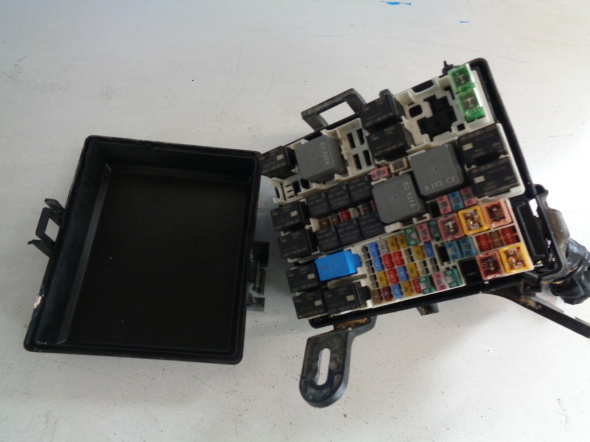 FORD ECOSPORT 2019 1.0 RHD FUSE BOX UNIT JN1512A581HTG