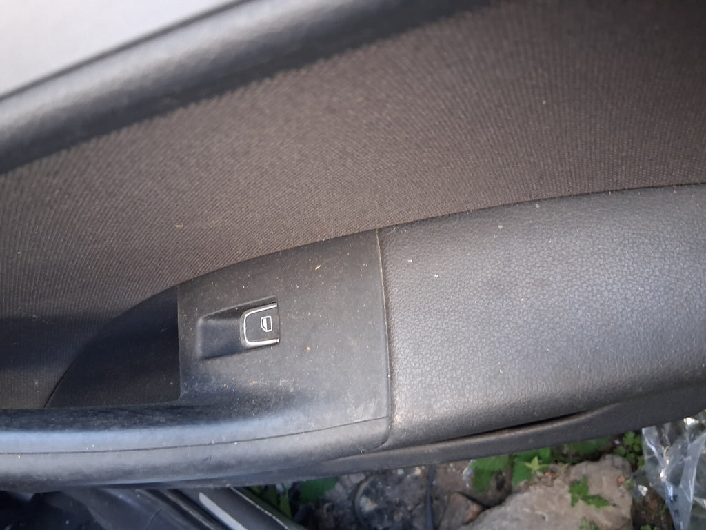2016 AUDI Q3 8U OSR DRIER SIDE REAR RIGHT WINDOW CONTROL SWITCH