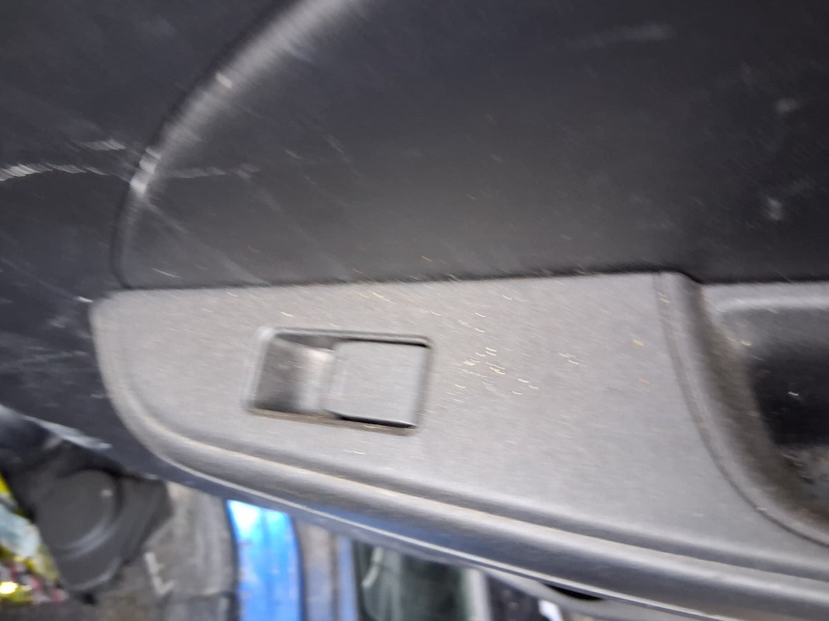 2021 SUZUKI SWIFT A2L MK4 OSR DRIVER SIDE REAR RIGHT WINDOW CONTROL SWITCH