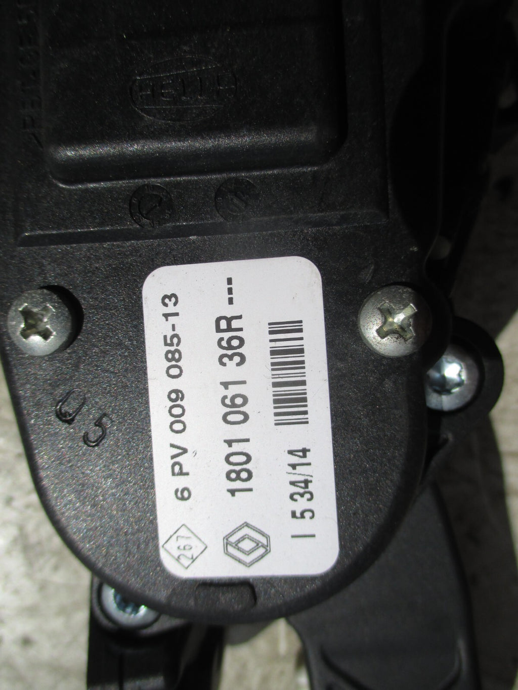 DACIA SANDERO LOGAN 2016 ACCELERATOR PEDAL 180106136R