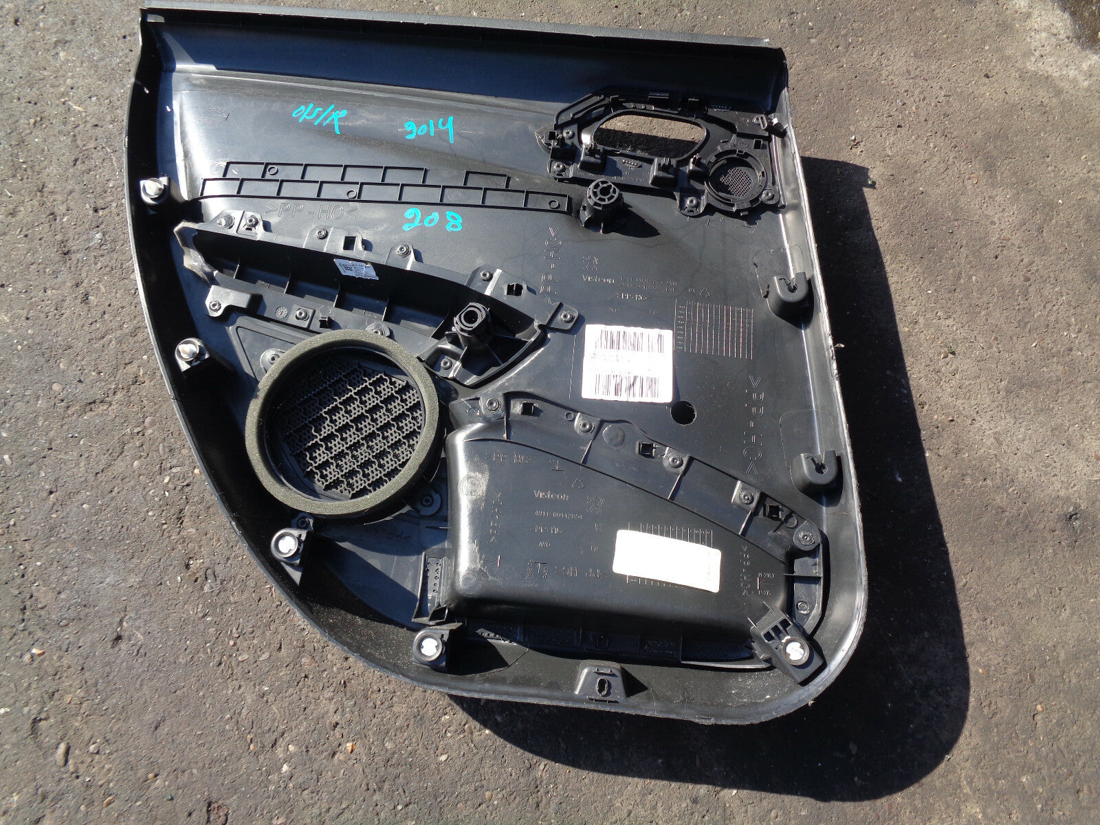 PEUGEOT 208 2014 OSR DRIVER SIDE REAR DOOR DOORCARD