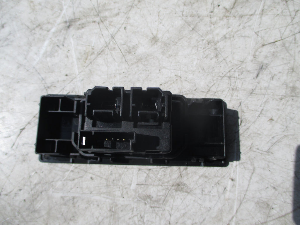 FORD MONDEO MK5 2016 USB JACK CONNECTOR SOCKET PORT CARD READER GC3T-14F014-AA