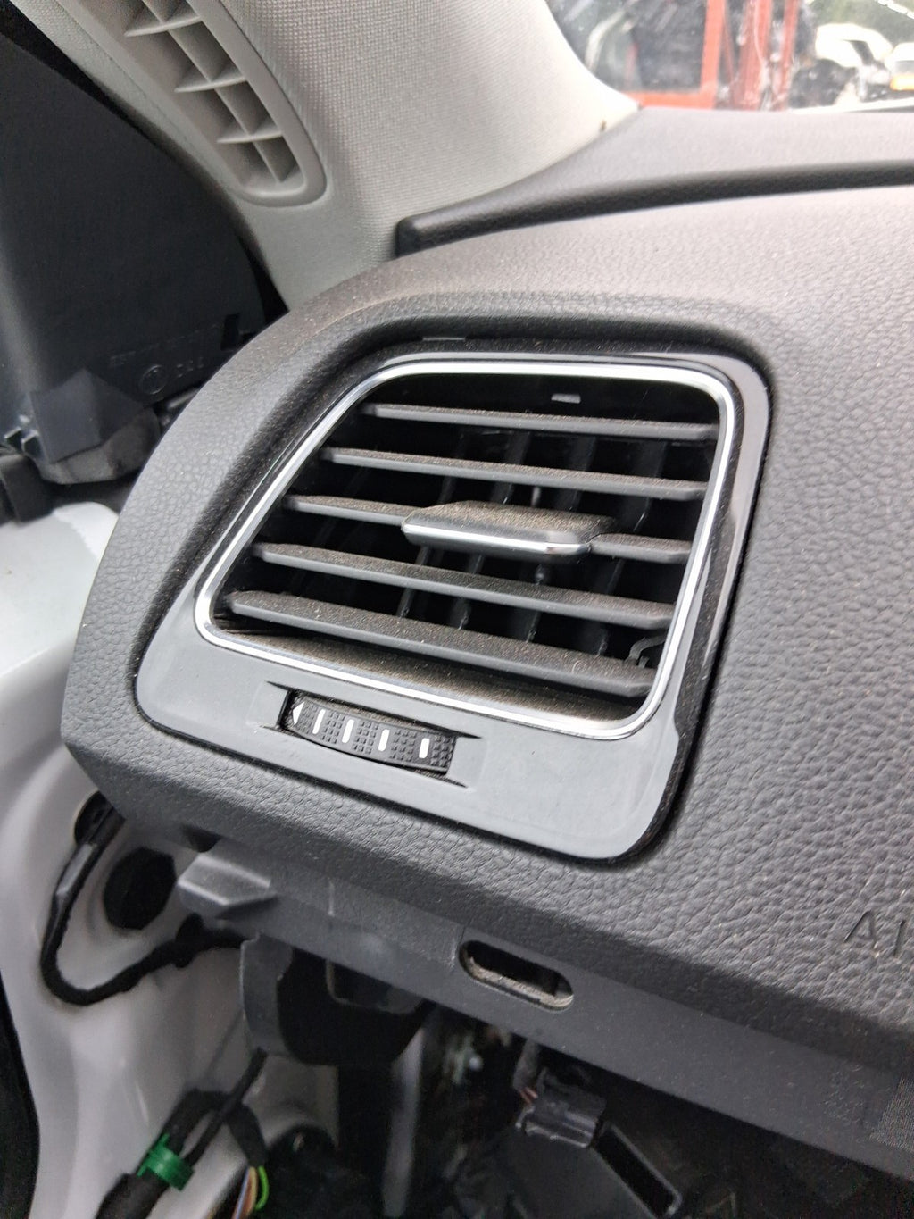 2015 VW VOLKSWAGEN SCIROCCO MK3 NSF PASSENGER SIDE FRONT LEFT AIR VENT