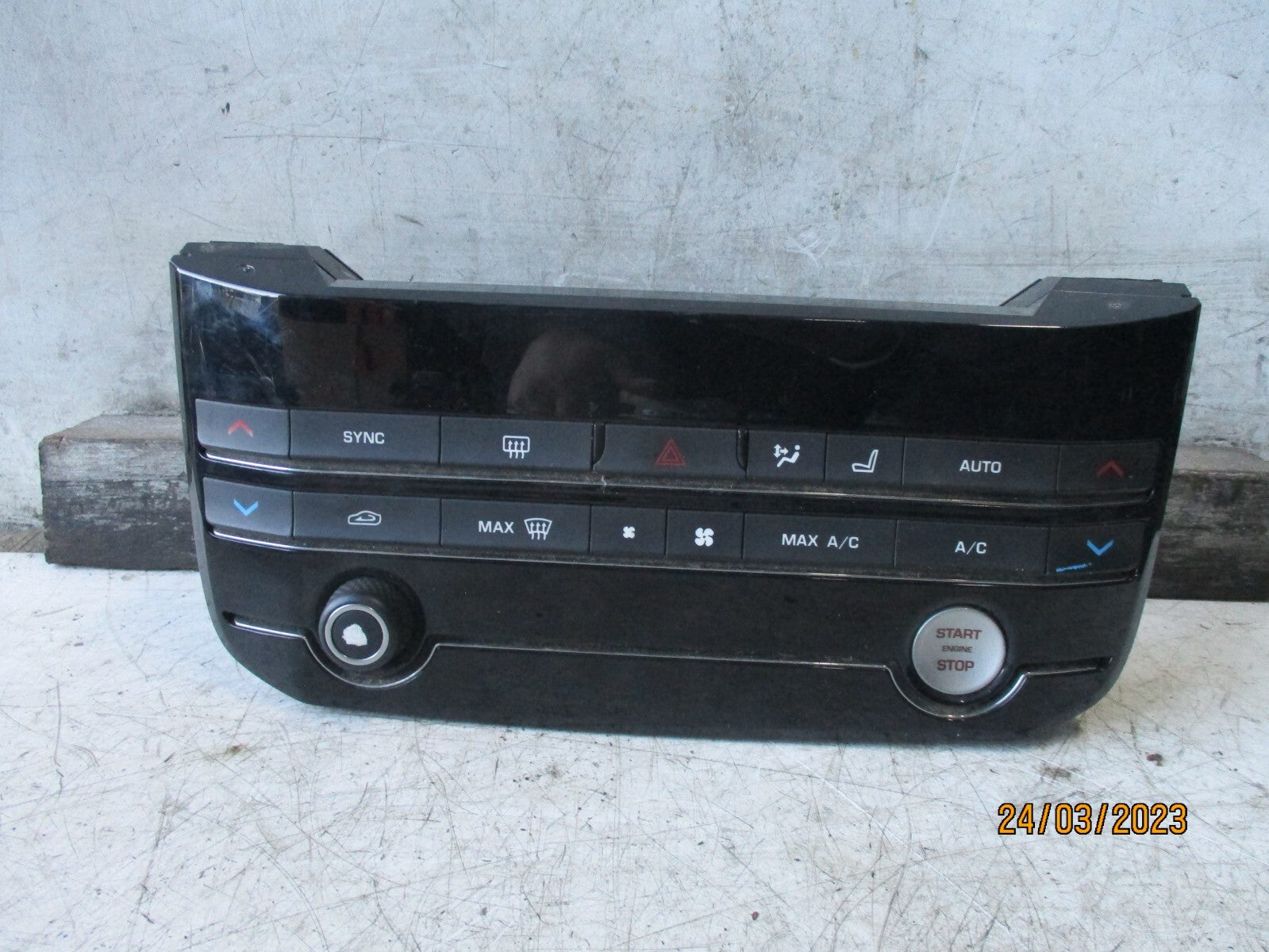 JAGUAR XE 2017 HEATER AC CLIMATE CONTROL SWITCH PANEL GX6318C858GE