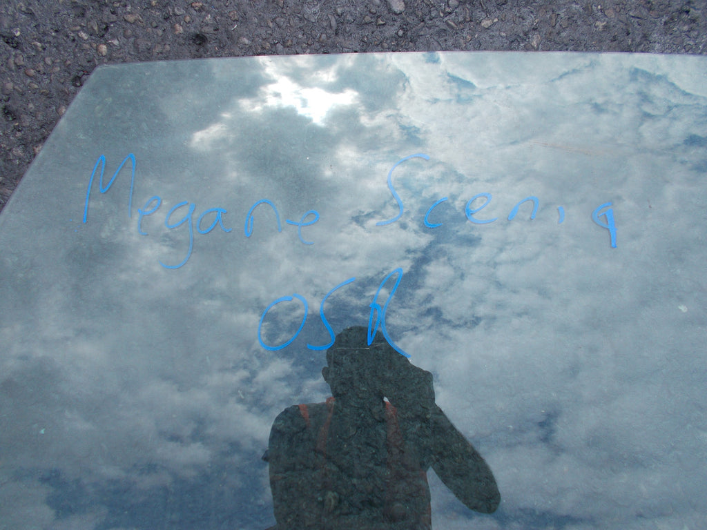 RENAULT MEGANE SCENIC MK2 2004 OSR OFF SIDE REAR PASSENGER SIDE QUARTER GLASS