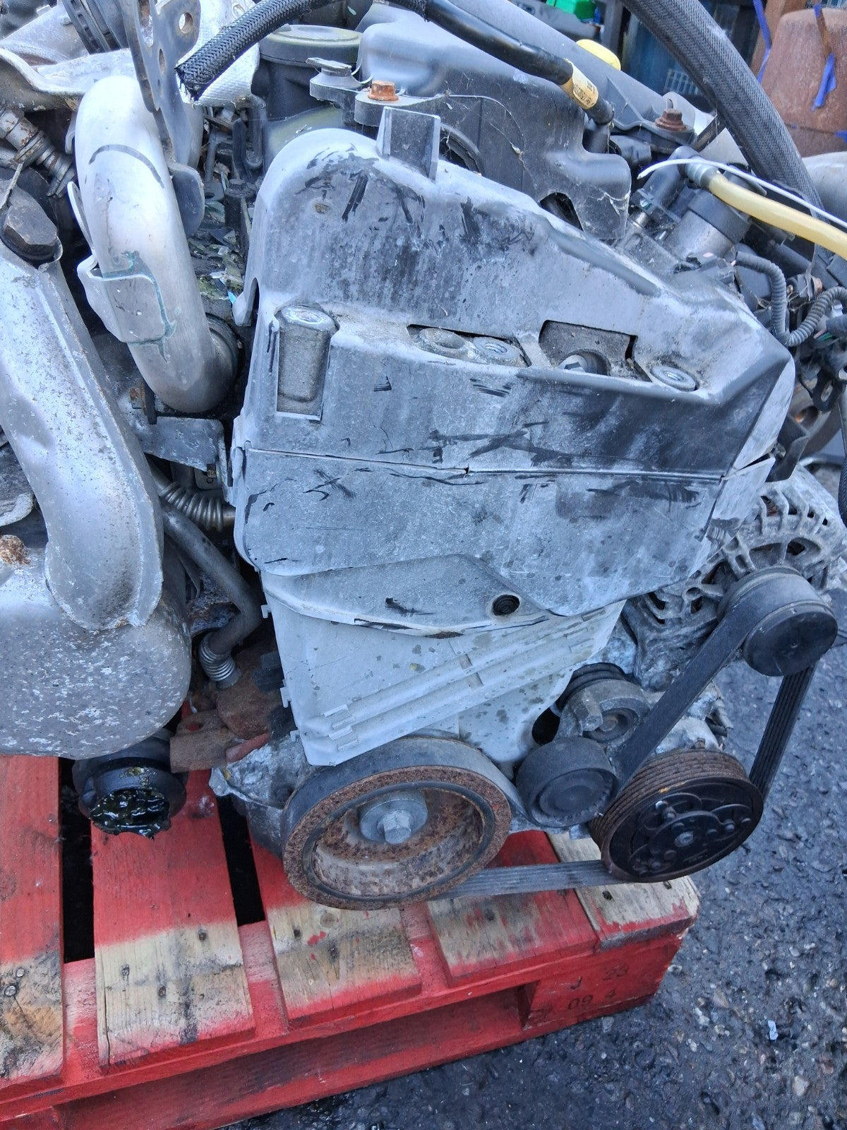 RENAULT CAPTUR 2014 1.5 DIESEL COMPLETE ENGINE K9K