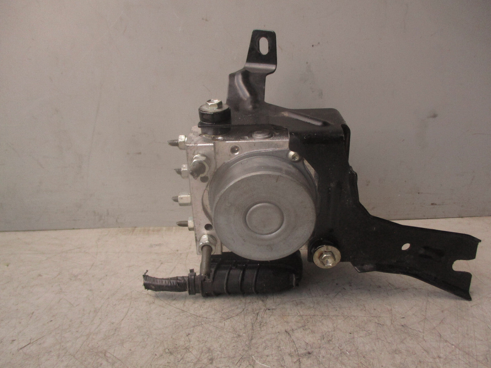 2018 SUZUKI IGNIS 1.2 PETROL ABS PUMP CONTROL MODULE UNIT 5611062RD