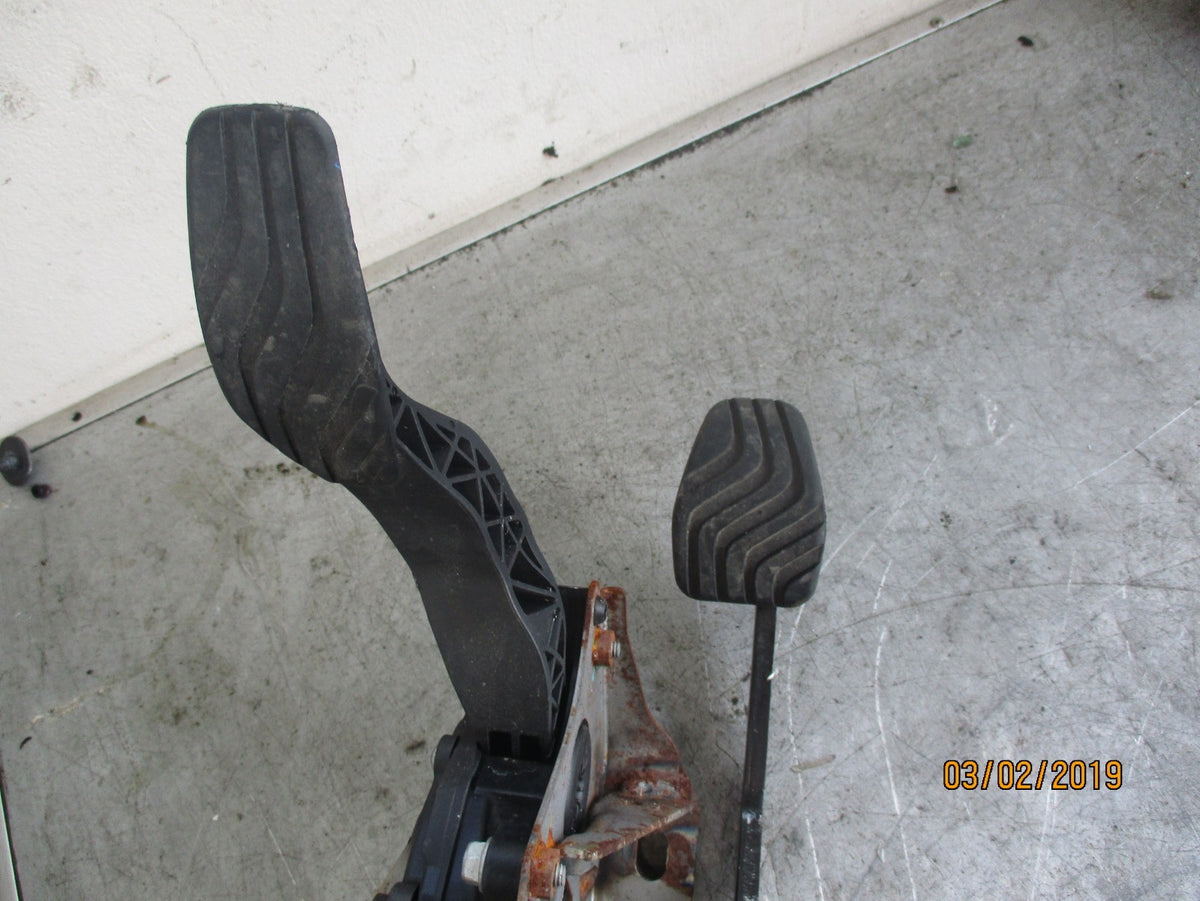 RENAULT KADJAR 2016 ACCELERATOR THROTTLE & BRAKE PEDAL SET 6PV00997817