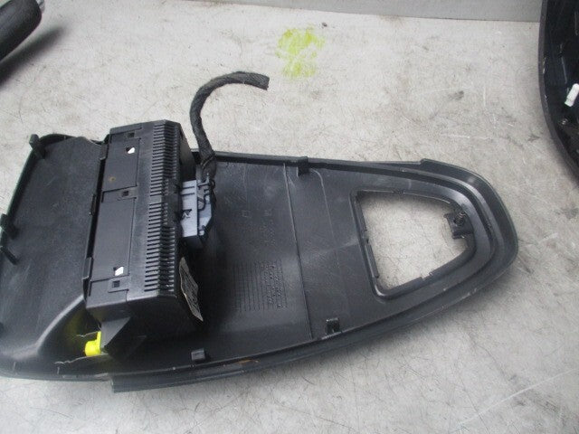 2012 VAUXHALL CORSA D DISPLAY SCREEN HEAD UNIT 13373979