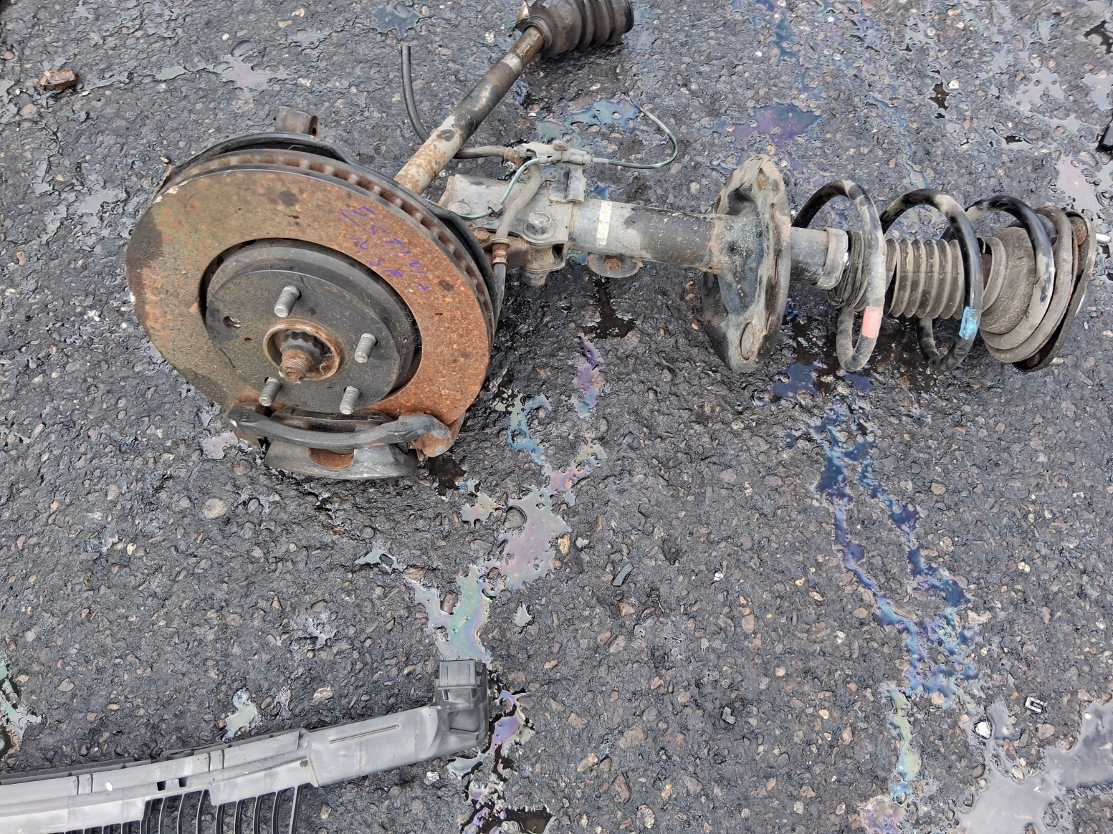2013 TOYOTA ESTIMA MK3 HYBRID NSF PASSENGER SIDE FRONT LEFT HUB CALIPER SHOCK