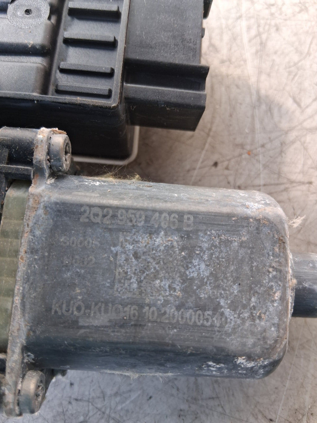 2021 SKODA SCALA WINDSCREEN WIPER MOTOR E850206011