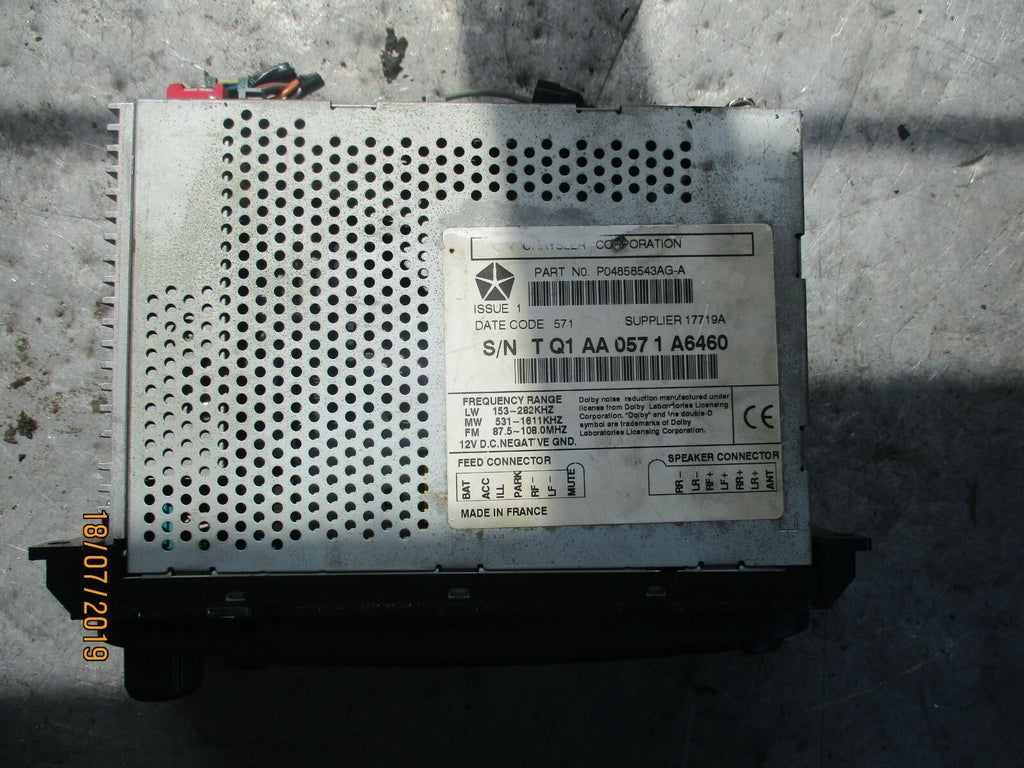 CHRYSLER GRAND VOYAGER RADIO/CD/STEREO HEAD UNIT