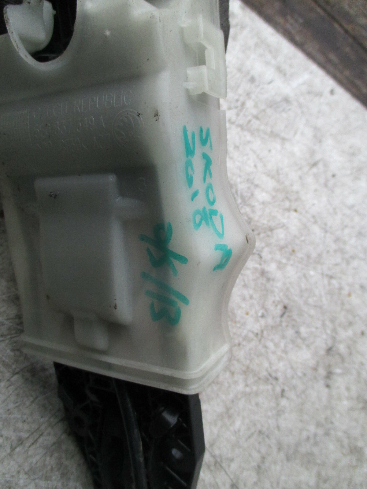 SKODA FABIA 2018 MK3 NJ OSR REAR DRIVER SIDE DOOR LOCK MECHANISM 5E0837349