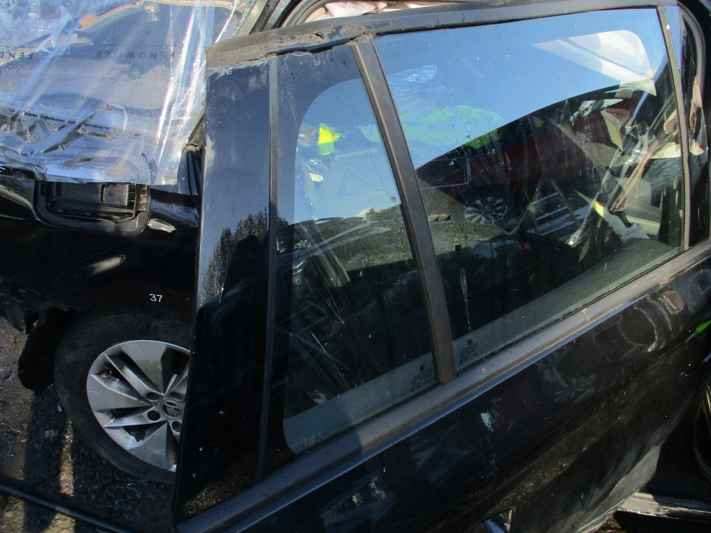 2023 SKODA OCTAVIA MK4 NX ESTATE OSR DRIVER SIDE REAR QUARTER WINDOW GLASS