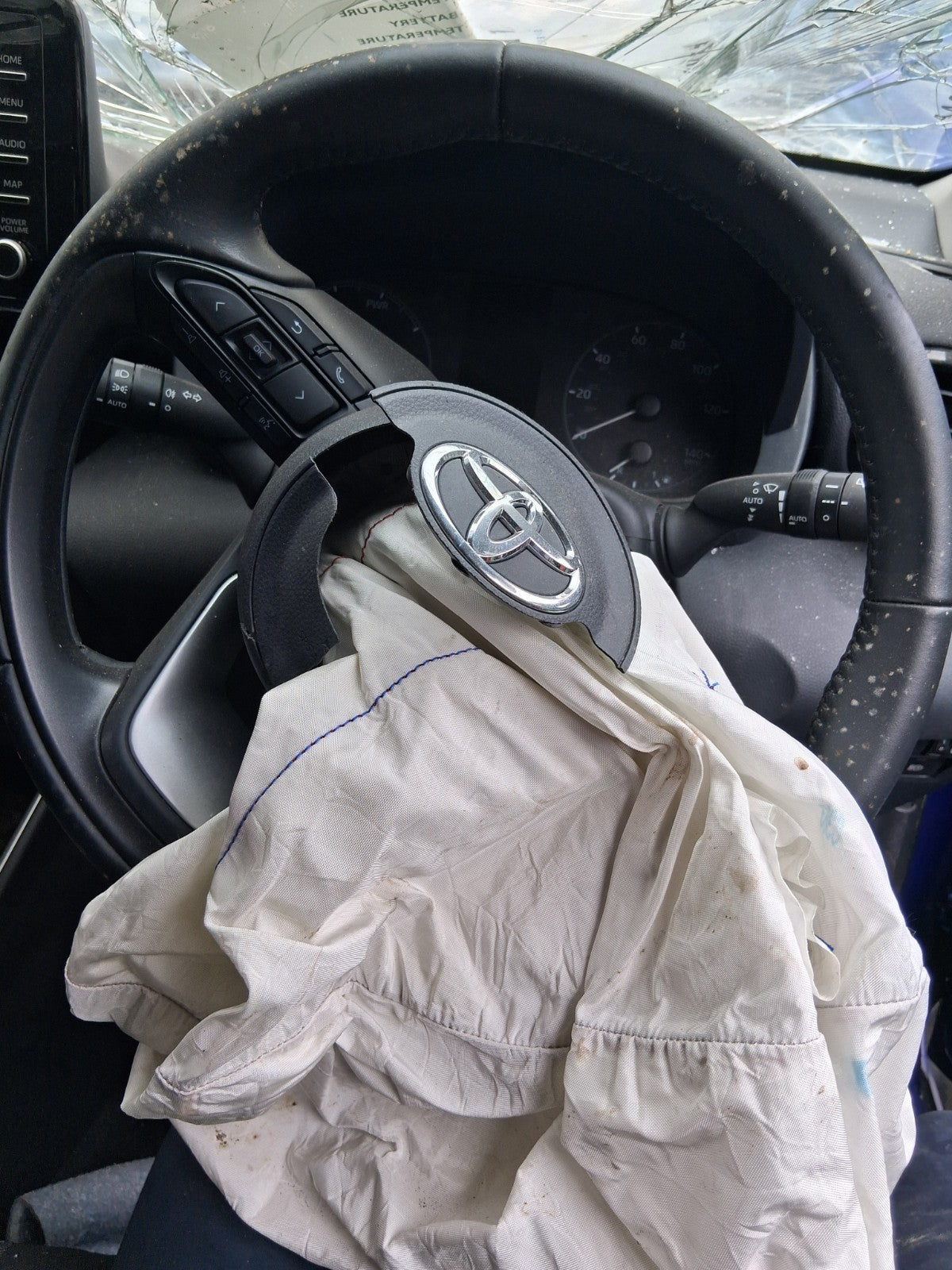 2023 TOYOTA YARIS MK4 MULTIFUNCTIONAL STEERING WHEEL