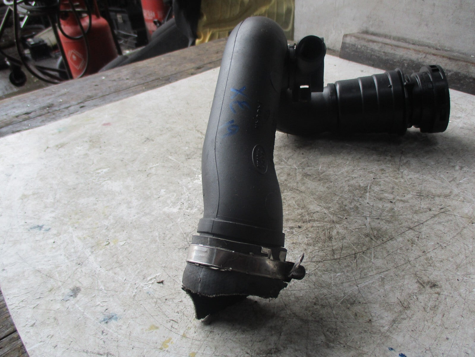 JAGUAR XE 2019 2.2 DIESEL INTERCOOLER HOSE PIPE HX736N650
