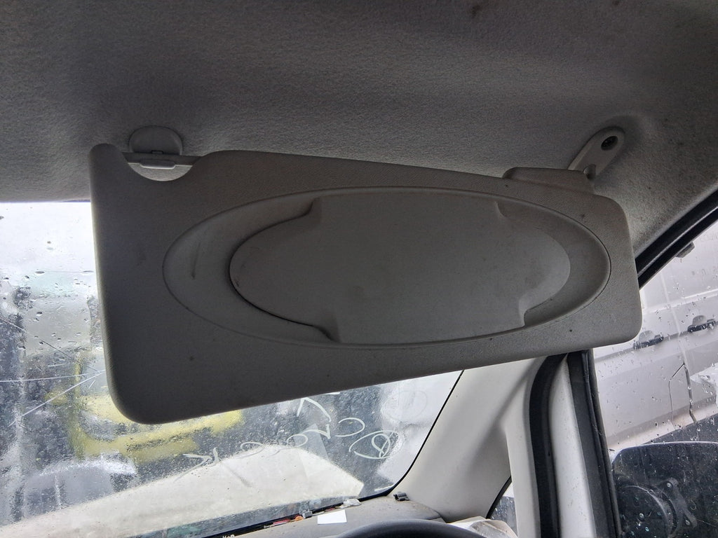 2018 NISSAN NV200 OSF DRIVER SIDE FRONT RIGHT SUN VISOR SHADE
