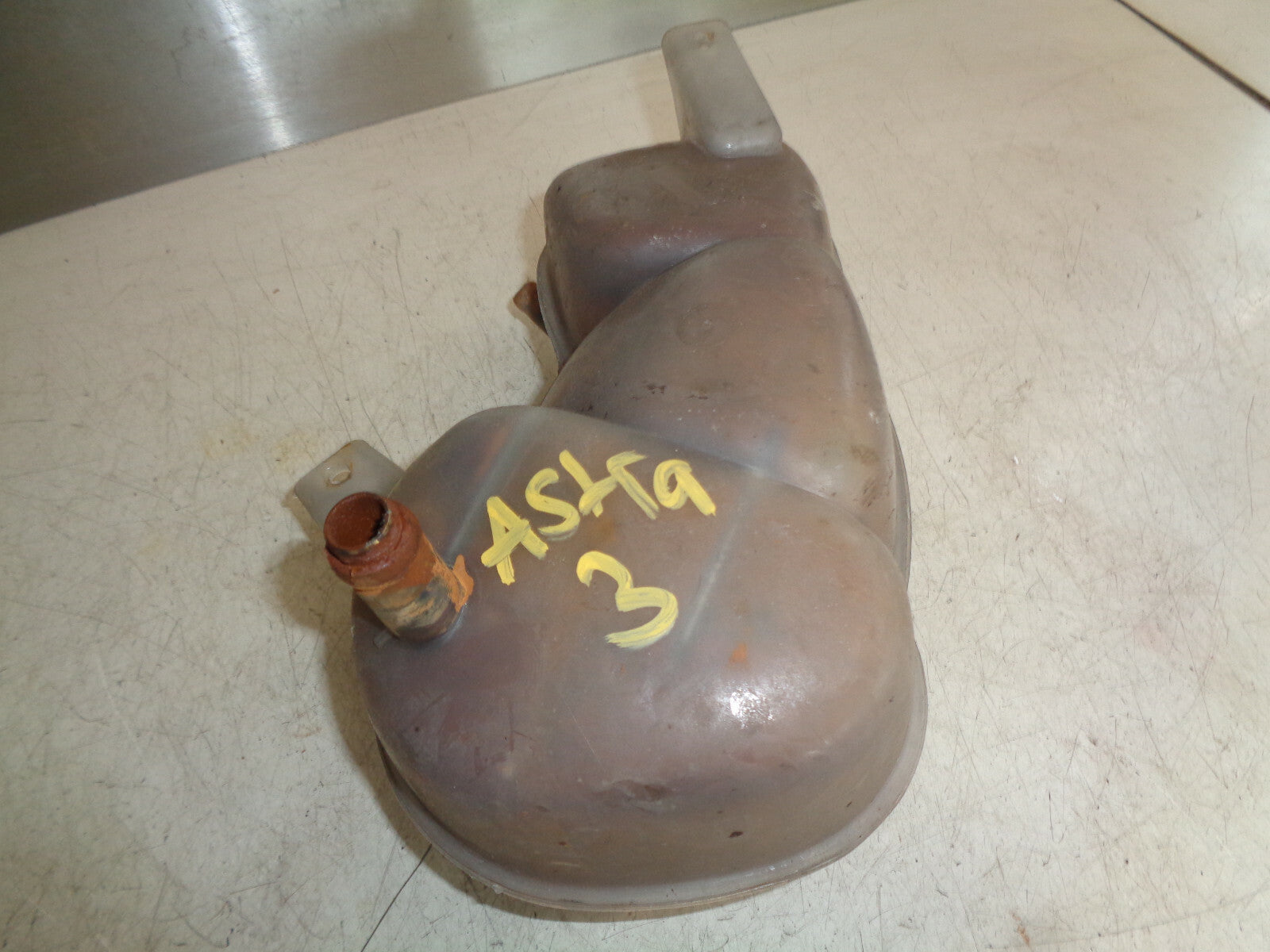 VAUXHALL ASTRA F MK3 1.6 RADIATOR COOLANT TANK RESERVOIR 90351852