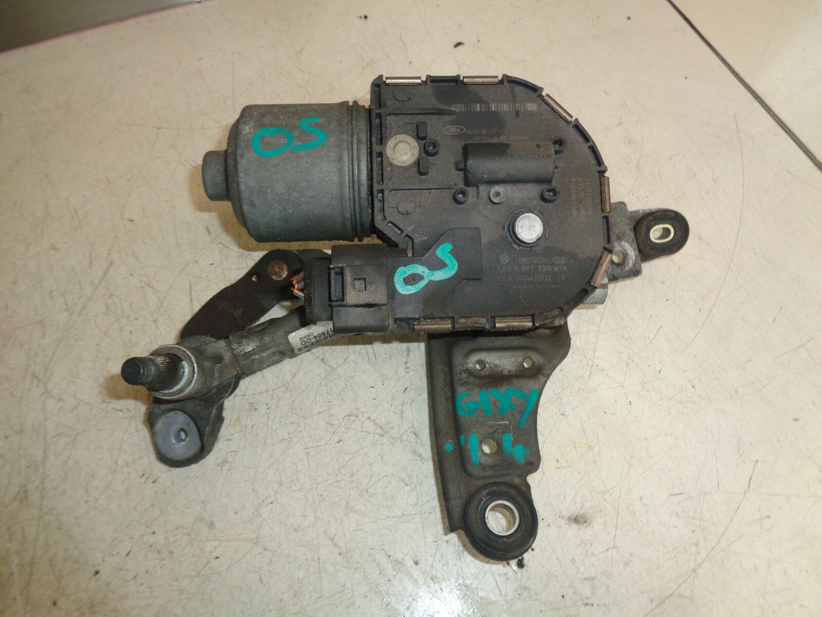FORD GALAXY 2014 FRONT WINDSCREEN OS DRIVER WIPER MOTOR MECHANISM 6M2117504DD