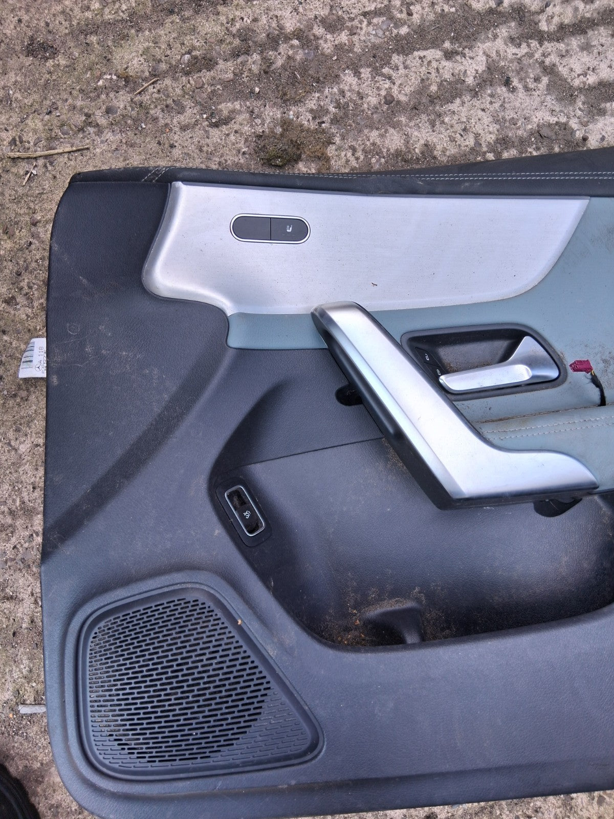 2023 MERCEDES CLA C118 OSF DRIVER SIDE FRONT RIGHT DOOR CARD PANEL A1187209200
