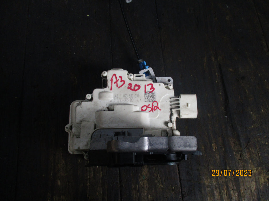 AUDI A3 2013 OSR DRIVER SIDE REAR DOOR LOCK MECHANISM 4G0839016