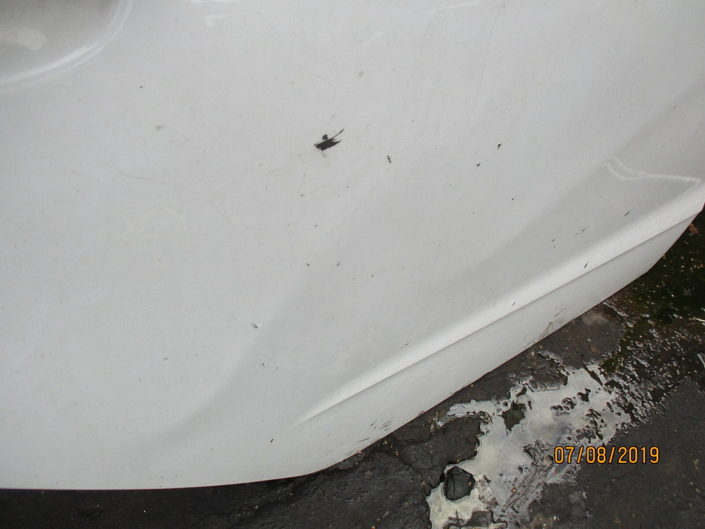 AUDI A3 8V 2017 HATCHBACK OSR DRIVER SIDE REAR COMPLETE DOOR WHITE DAMAGED