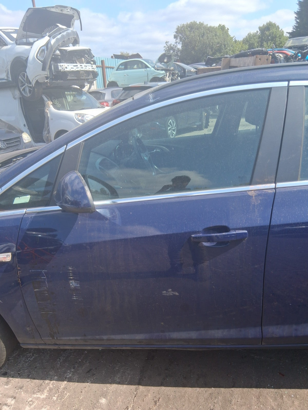 2013 VAUXHALL ASTRA J ESTATE NSF PASSENGER SIDE FRONT LEFT BARE DOOR BLUE