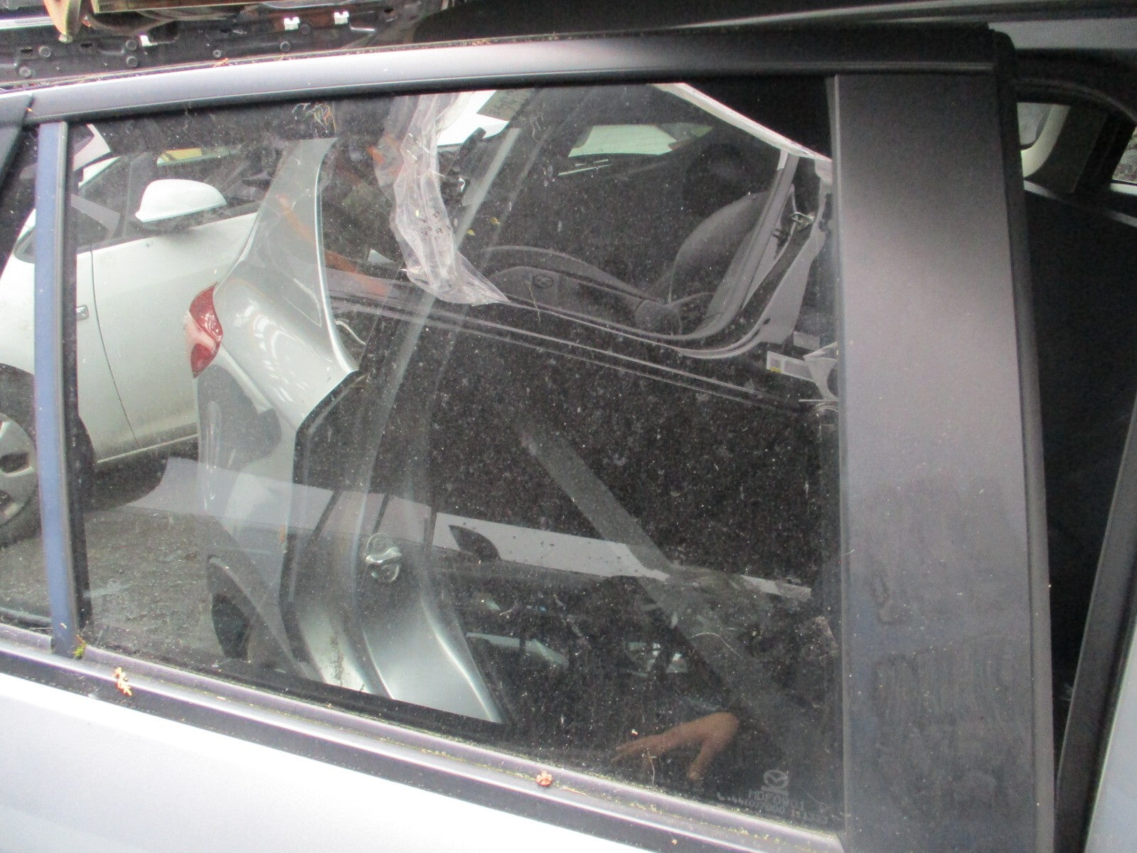 2013 MAZDA CX 5 MK1 OSR DRIVER SIDE REAR MAIN WINDOW GLASS