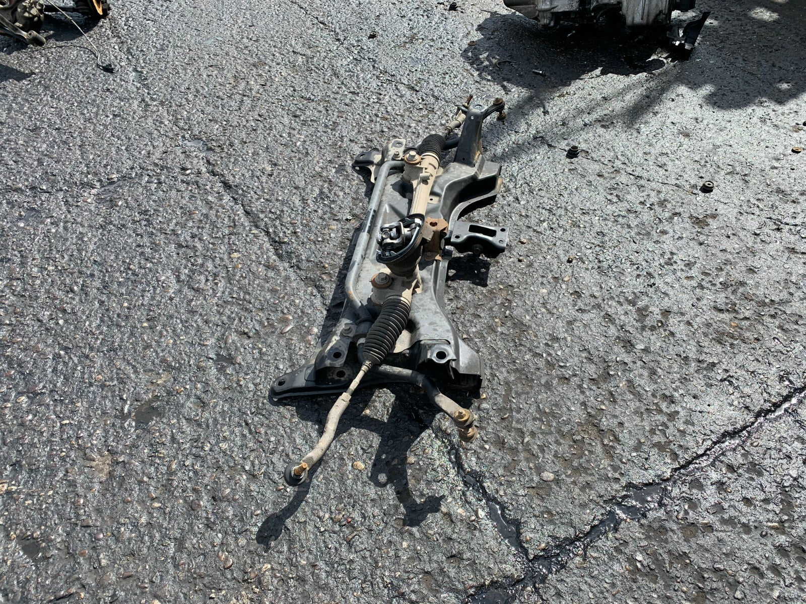 PEUGEOT 108 1.0 FRONT SUBFRAME CRADLE WITH STEERING RACK AND ANTI ROLL BAR SUB