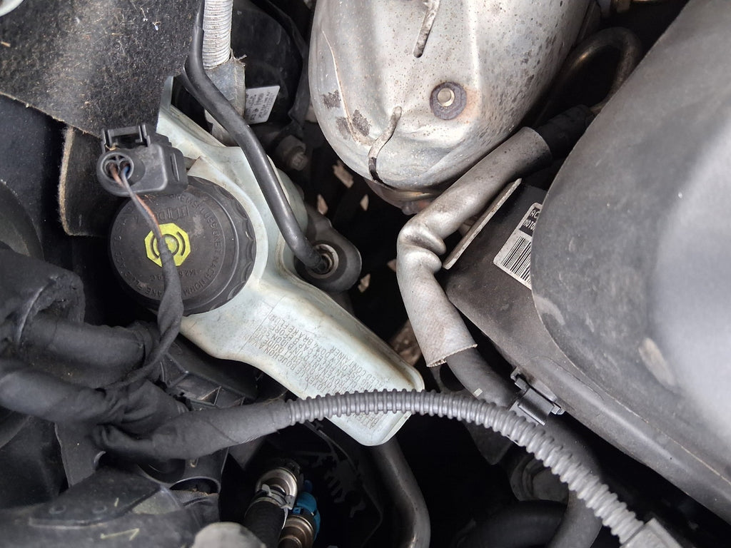 2014 VW VOLKSWAGEN PASSAT B7 1.9 DIESEL BRAKE FLUID SERVO TANK RESERVOIR