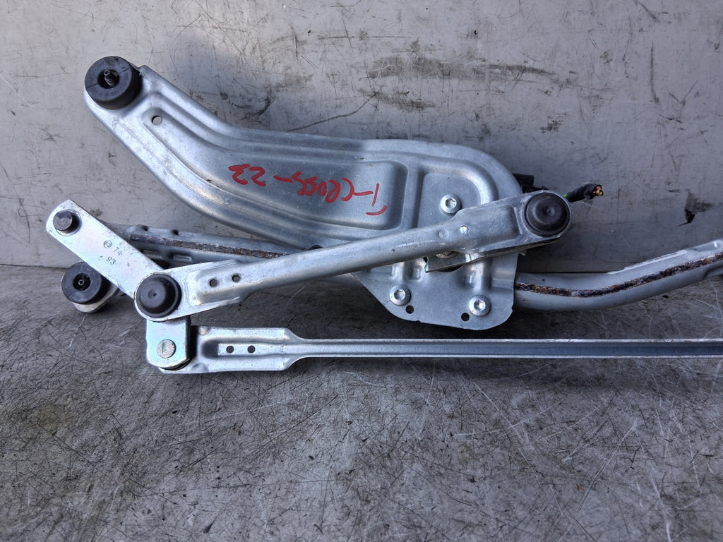 VW VOLKSWAGEN T CROSS 2023 FRONT WINDSCREEN WIPER MOTOR & LINKAGE 2GN955023