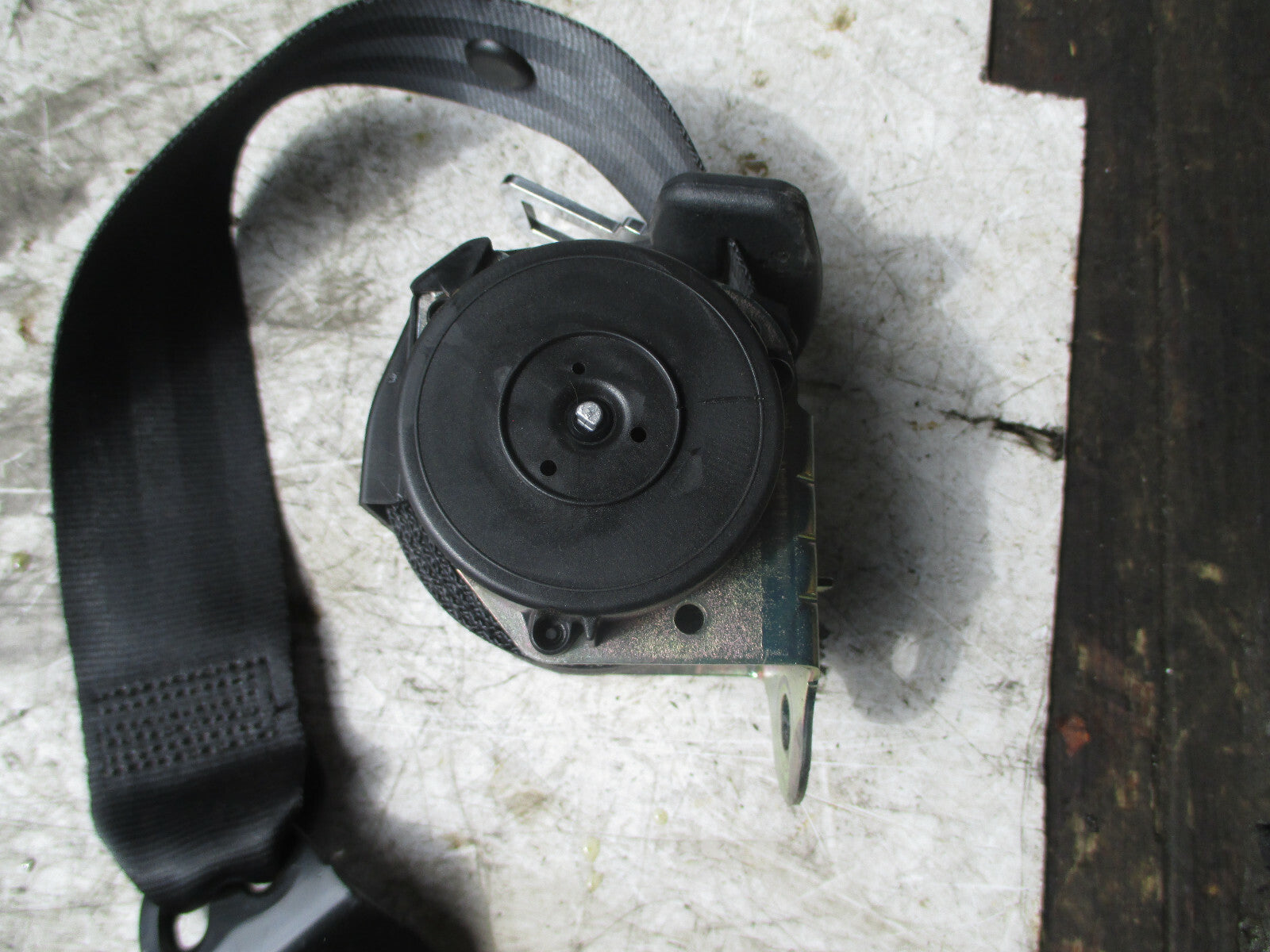RANGE ROVER EVOQUE 2016 NSR PASSENGER SIDE REAR SEAT BELT ASSEMBLY 618582300B