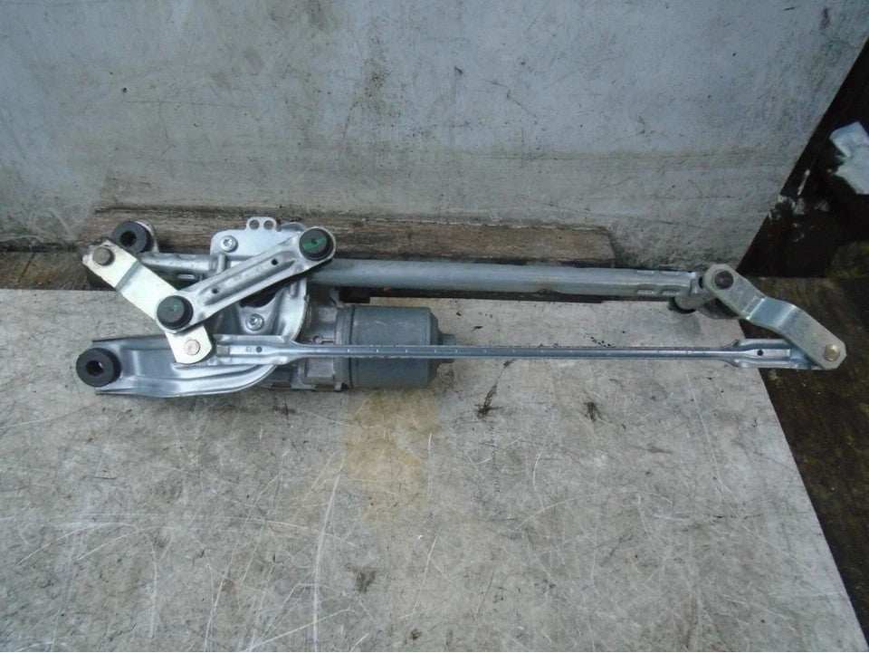 VW VOLSWAGEN  2018 GOLF MK7 FRONT WIPER MOTOR AND LINKAGE 5G2955023D