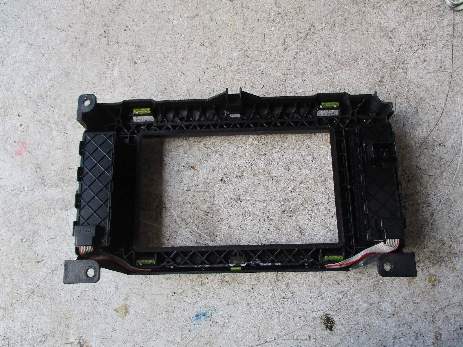 JAGUAR XE 2017 DASH SAT NAV SCREEN SURROUND PANEL GX7319F211PB