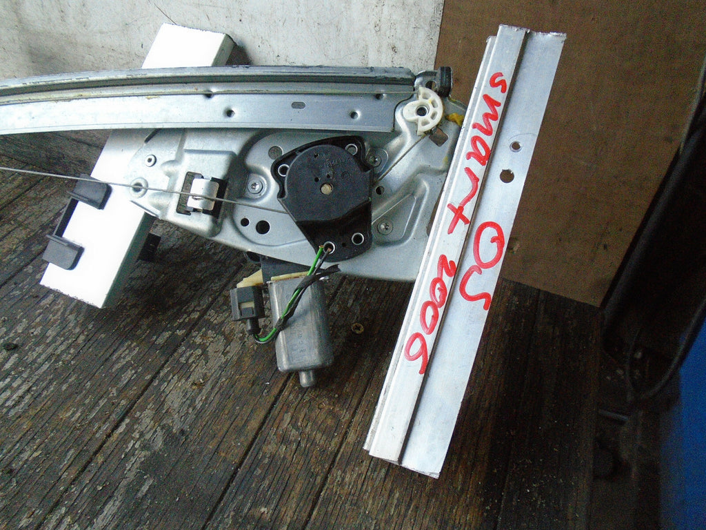 2006 SMART FORTWO OS DRIVER SIDE WINDOW MOTOR REGULATOR