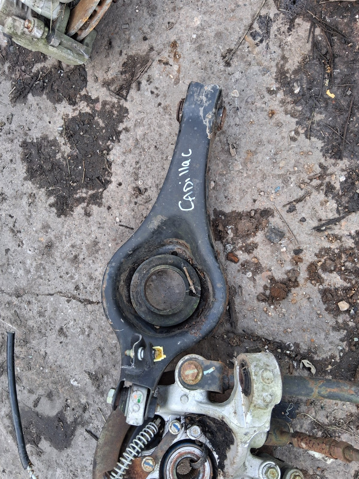 CADILLAC CTS 2007 2.79 PETROL REAR RIGHT DRIVER SIDE WHEEL HUB