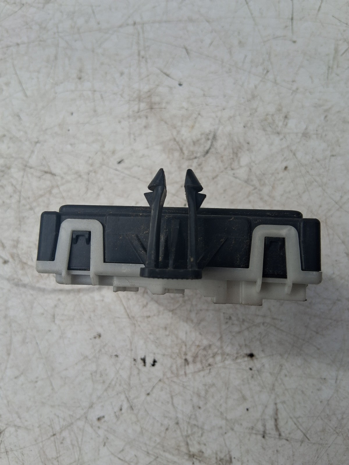 2020 MERCEDES A CLASS W177 REAR DOOR CONTROL MODULE A1779005505