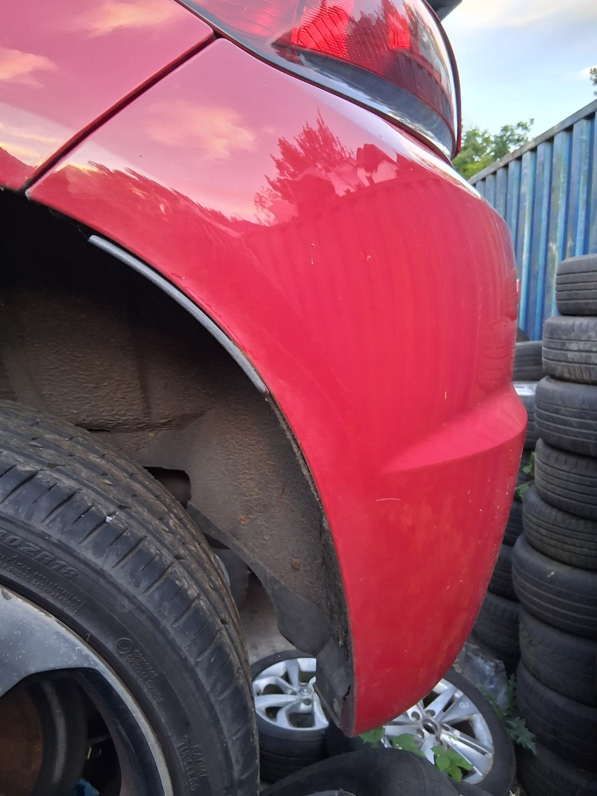 2014 VW VOLKSWAGEN SCIROCCO MK3 COMPLETE REAR BUMPER WITH PDC SALSA RED LA3H