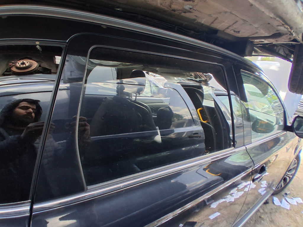 2018 MITSUBISHI OUTLANDER MK3 OSR DRIVER SIDE REAR WINDOW GLASS