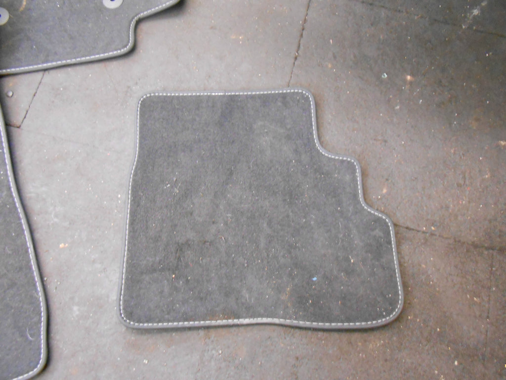 VAUXHALL VIVA 2015 INTERIOR FLOOR MAT CARPET SET FRONT & REAR