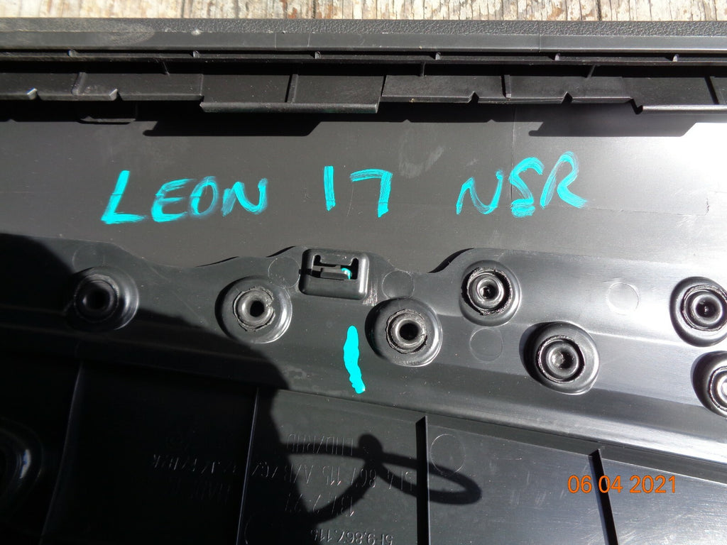 SEAT LEON MK3 5F 1.2 TSI PASSENGER NEAR SIDE REAR DOOR CARD 5F4868605