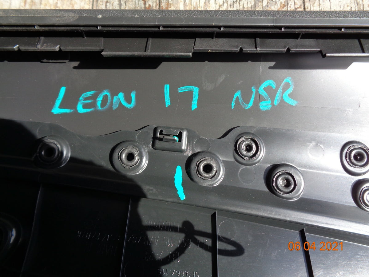 SEAT LEON MK3 5F 1.2 TSI PASSENGER NEAR SIDE REAR DOOR CARD 5F4868605