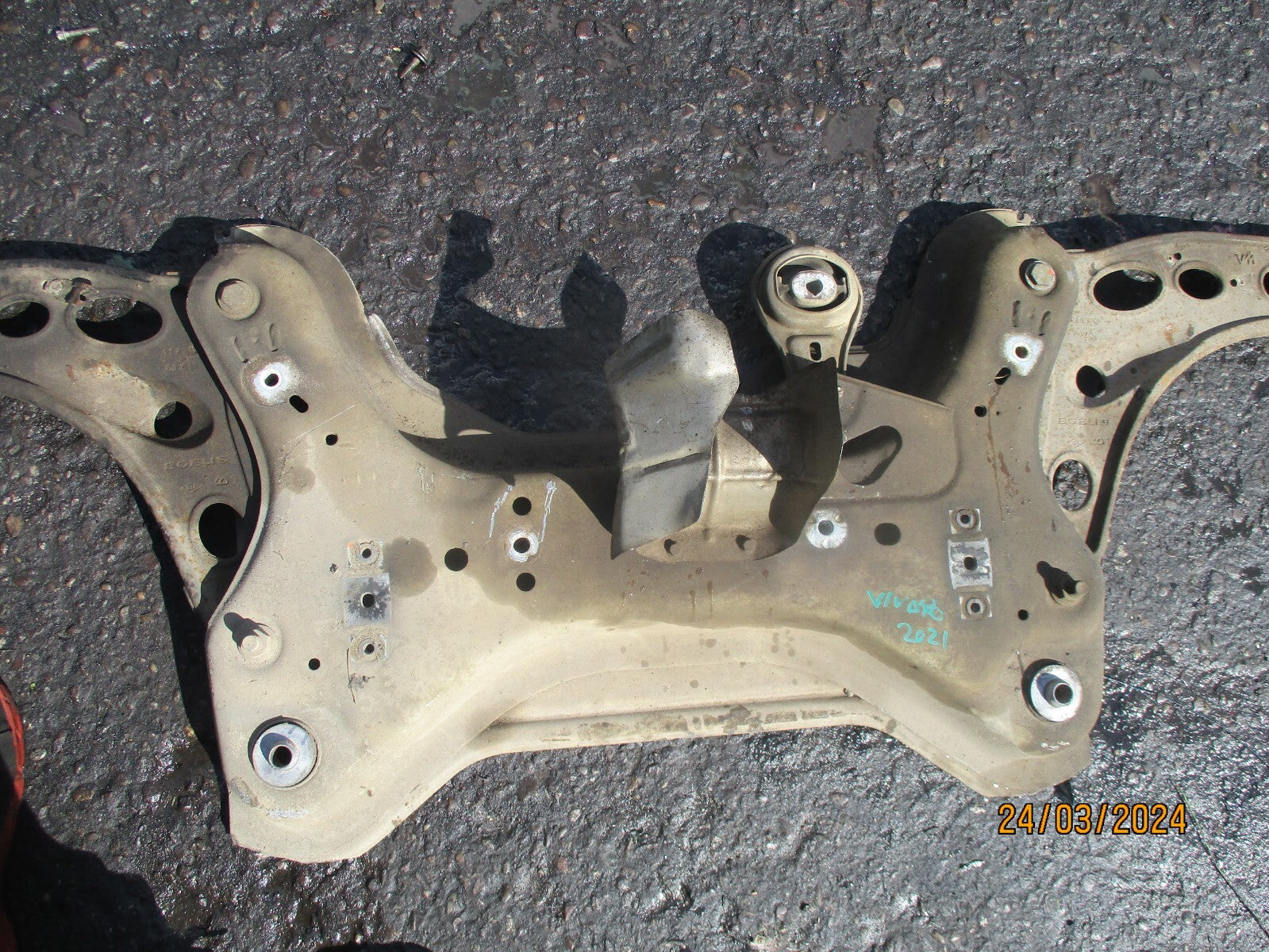 VAUXHALL VIVARO MK2 X82 2017 1.6 DIESEL FRONT SUBFRAME 93459571 544016605R