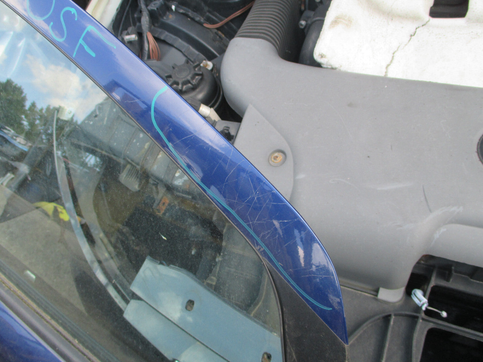 VAUXHALL CORSA D 2011 5 DOOR OSF DRIVER FRONT DOOR BLUE