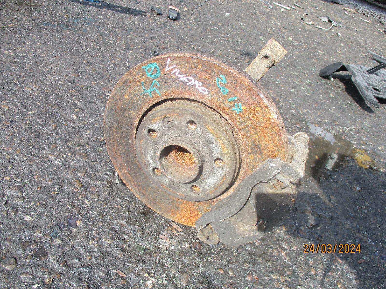 VAUXHALL VIVARO MK2 X82 2017 1.6 DIESEL OSF DRIVER SIDE FRONT WHEEL BEARING HUB