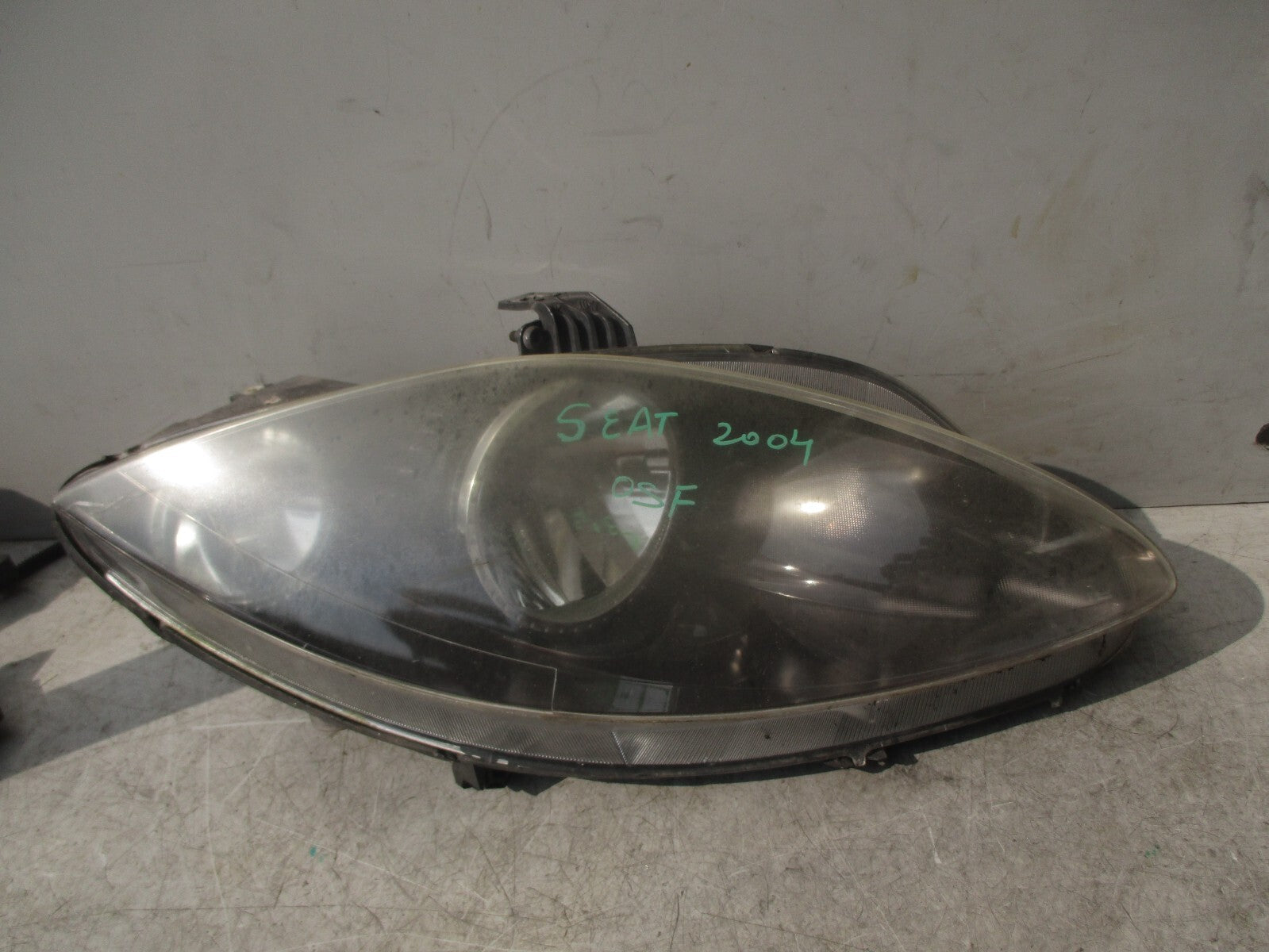 2004 SEAT ALTEA MK1 OSF DROVER SIDE FRONT RIGHT HEADLIGHT HEAD LAMP 89309840