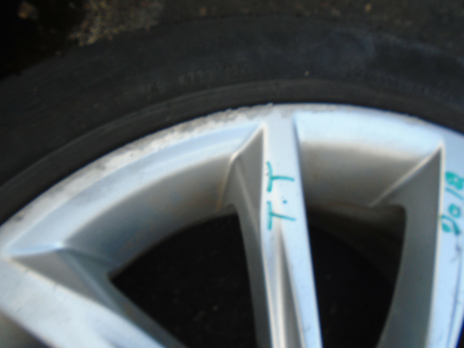 AUDI TT MK2 2012 17 INCH ALLOY WHEEL WITH TYRE 245/45R17 REF 2